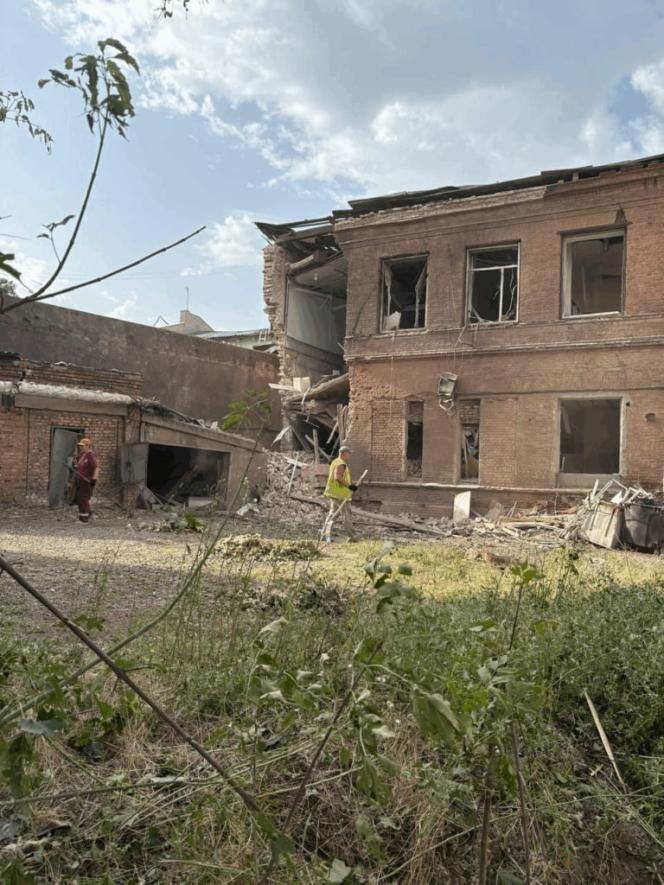 На Харківщині в ніч на 11 липня росіяни пошкодили три медзаклади На Харківщині в ніч на 11 липня росіяни пошкодили три медзаклади