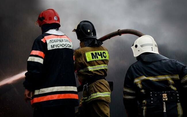 Росіяни скаржаться на перебої зі світлом. Дрони вдарили по нафтозаводу в Кстово Росіяни скаржаться на перебої зі світлом. Дрони вдарили по нафтозаводу в Кстово