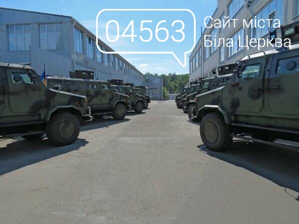 Україна прийняла на озброєння бронеавтомобіль Козак-2, фото-3 Україна прийняла на озброєння бронеавтомобіль Козак-2, фото-3