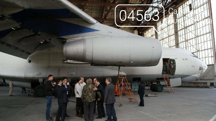 Авіаційний комплекс Білої Церкви відвідала делегація з Китаю Авіаційний комплекс Білої Церкви відвідала делегація з Китаю