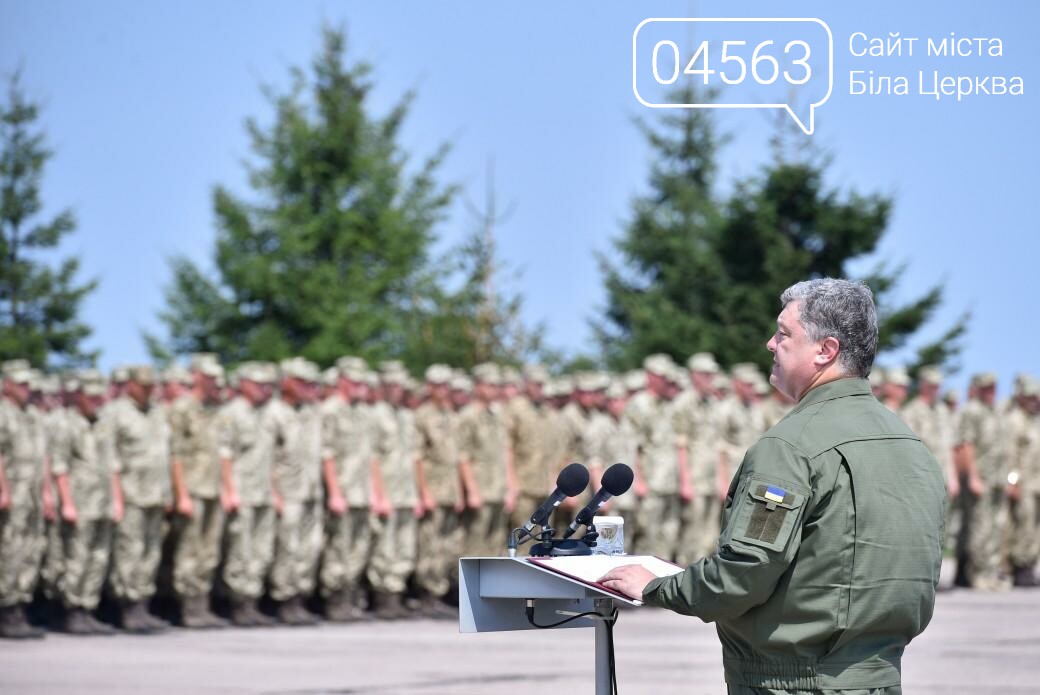 Військовослужбовцям у зоні АТО збільшать доплати до 10 тис. грн. Військовослужбовцям у зоні АТО збільшать доплати до 10 тис. грн.