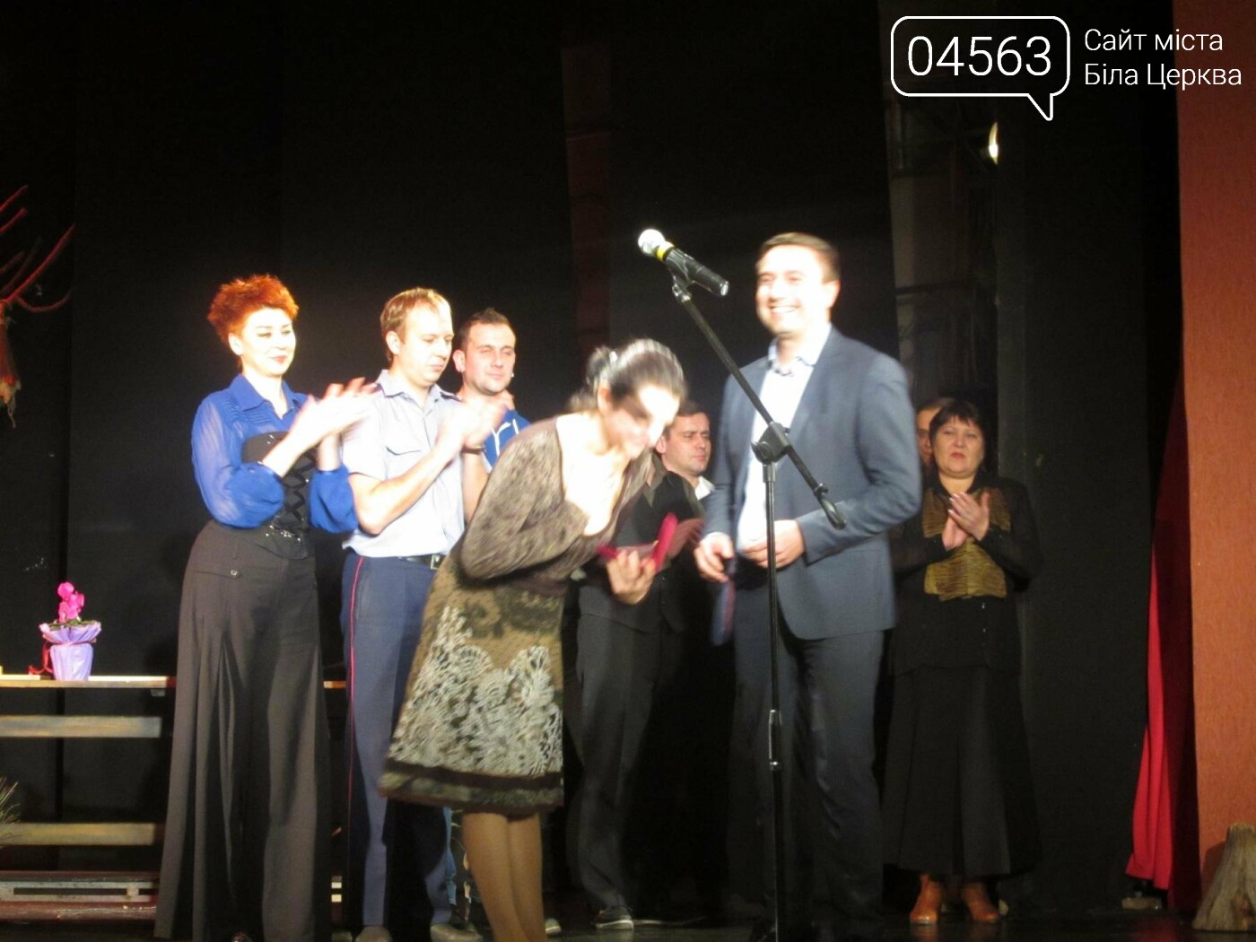 "Баба Пріся" - заслужена вистава Саксаганців з феноменальн..., фото-4 "Баба Пріся" - заслужена вистава Саксаганців з феноменальним успіхом в Україні, фото-4