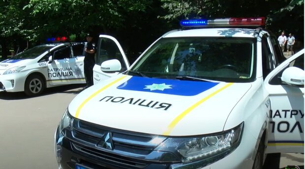 На 17 тис грн оштрафували хулігана з Білої Церкви, який попісяв на авто патрульних