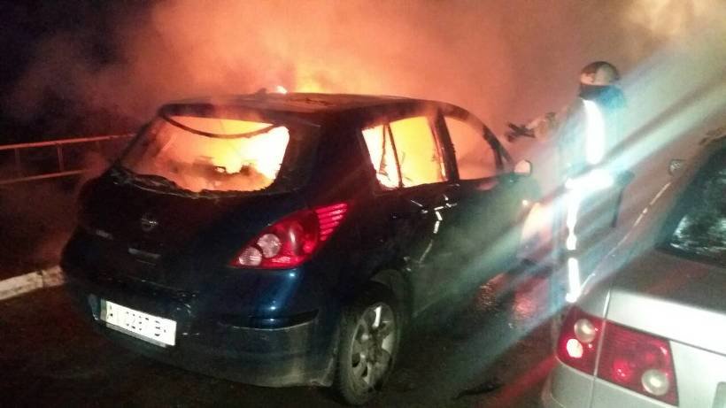 Вночі в Білій Церкві горів автомобіль "Nissan Tiida" Вночі в Білій Церкві горів автомобіль "Nissan Tiida"