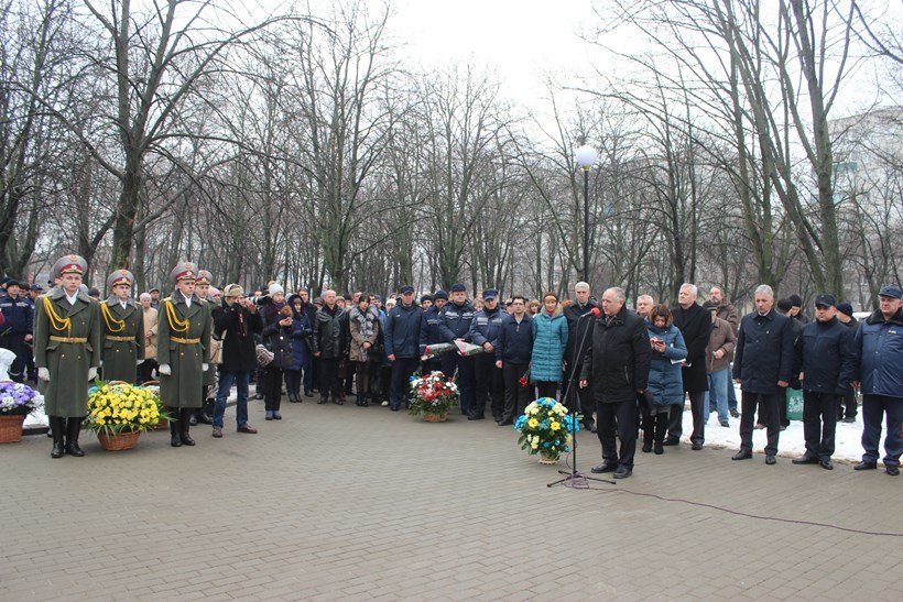 У Білій Церкві урочисто відкрили пам’ятний знак «Загиблим героям-пожежним» У Білій Церкві урочисто відкрили пам’ятний знак «Загиблим героям-пожежним»