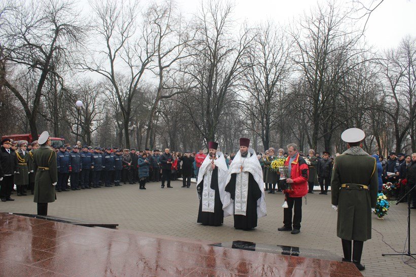 У Білій Церкві урочисто відкрили пам’ятний знак «Загиблим героям-пожежним» У Білій Церкві урочисто відкрили пам’ятний знак «Загиблим героям-пожежним»
