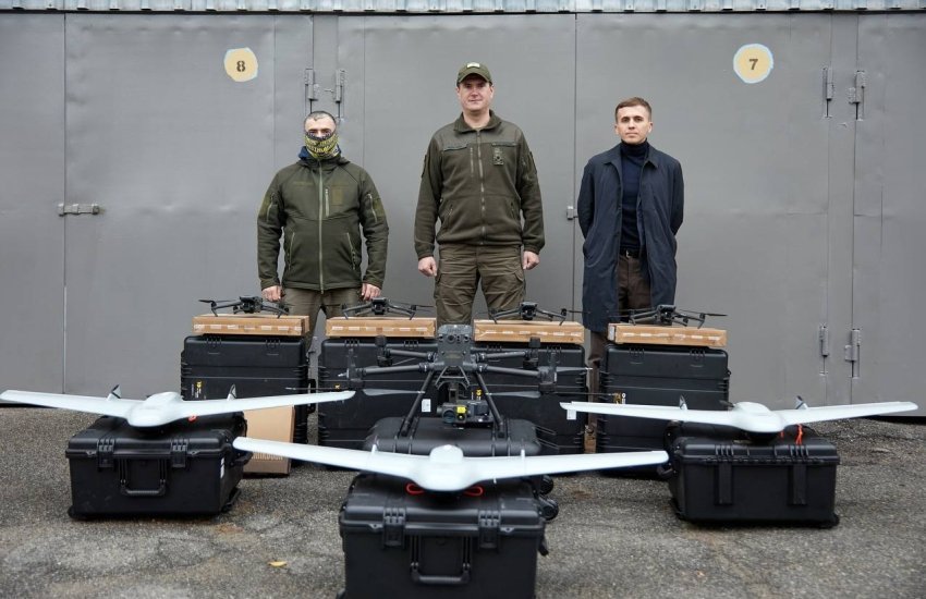Для ЗСУ передали три українські дрони SKIF