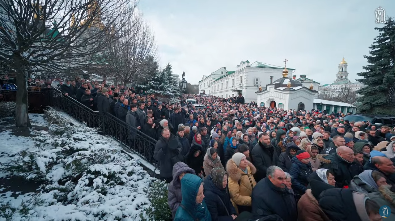 Яким є справжнє обличчя духовної незалежності? Олена Богдан про ситуацію з Лаврою