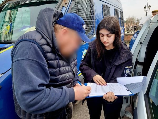 Опір правоохоронцю, травмування електрошокером та хуліганство: поліцейські Київщини задокументували порушення під час заходів у Білій Церкві