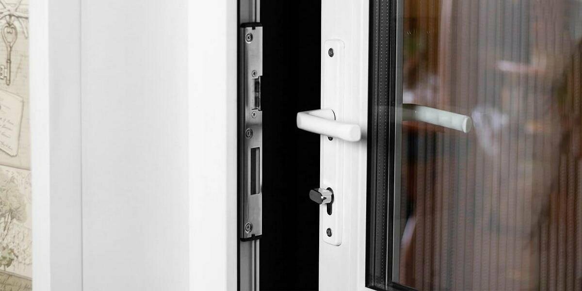 металопластикові двері